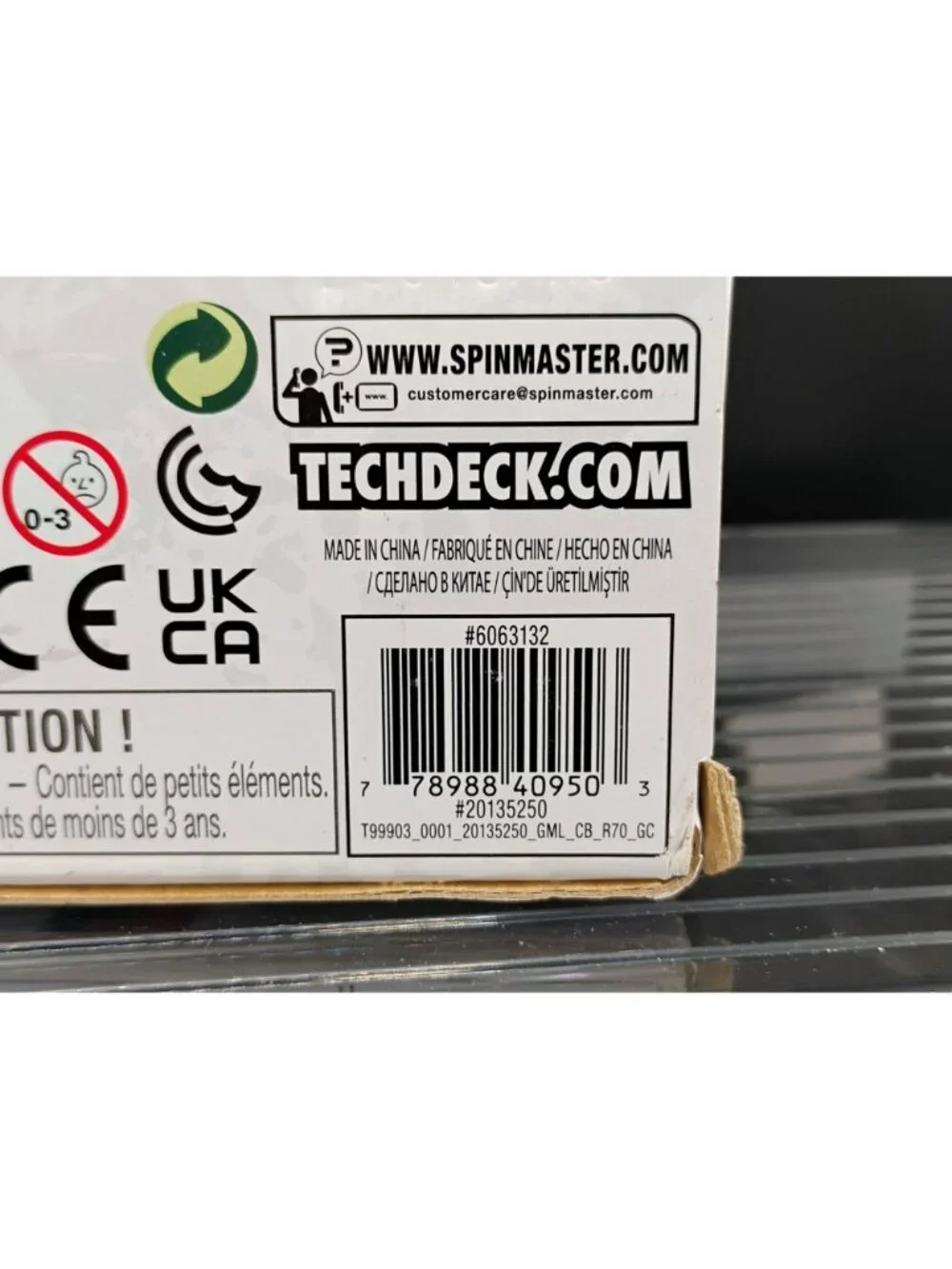 Tech Deck D.I.Y. Concrete Playset With Exclusive Skateboard